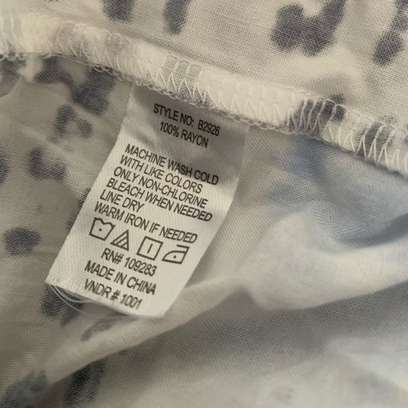 Olive & Grey Brand Women’s Shorts - Picture 6 of 8